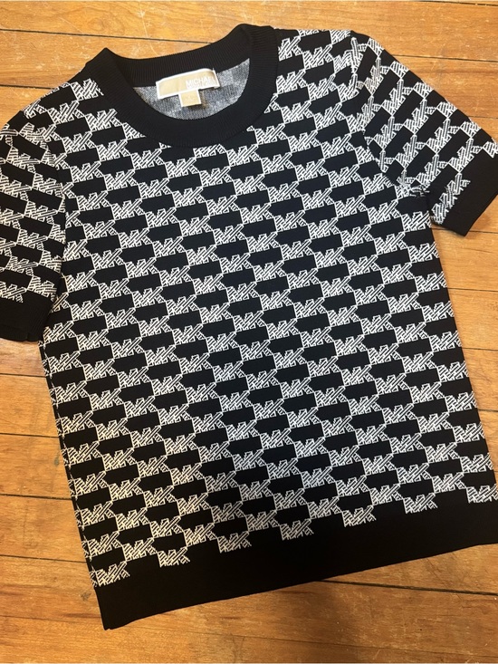 Michael Kors Tops - Michael Kors Black & White Logo-Pattern Knit Tee